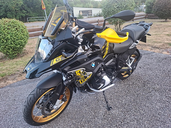 BMW BMW 1250 GS 40 years Edition 2022 Option 719 Preformance paket 6 of 12