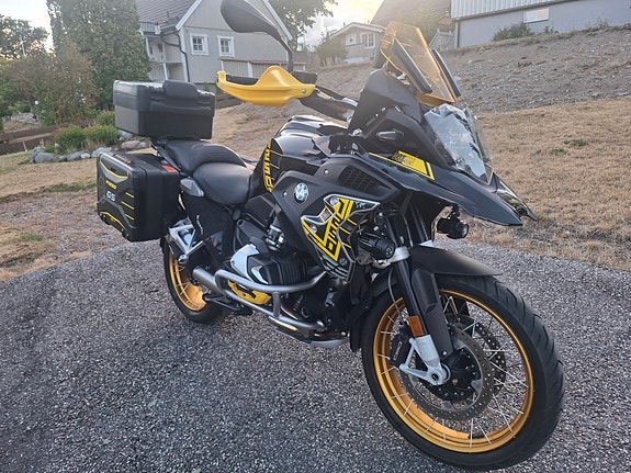 BMW BMW 1250 GS 40 years Edition 2022 Option 719 Preformance paket 3 of 12
