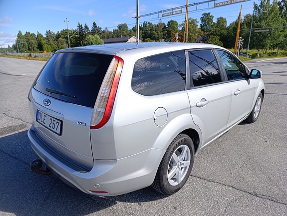 Ford Focus 5 of 13