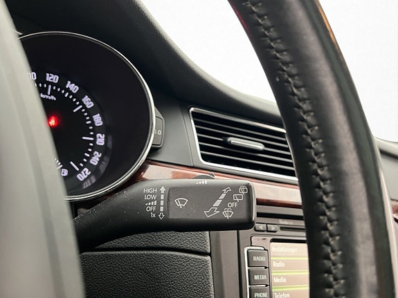 Skoda Superb 24 of 30