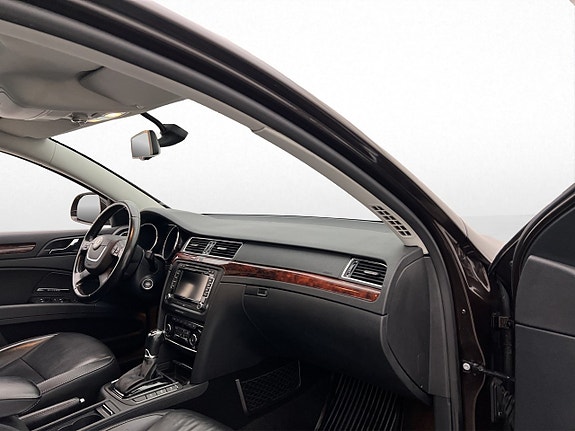 Skoda Superb 11 of 30