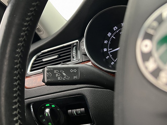 Skoda Superb 27 of 30