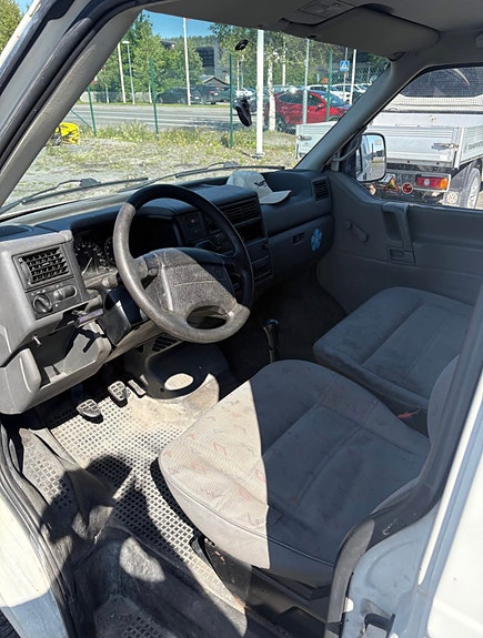 Volkswagen Transporter 9 of 9