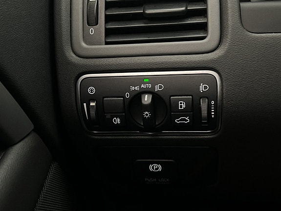 Volvo V70 22 of 26