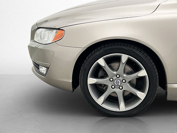 Volvo V70 23 of 26