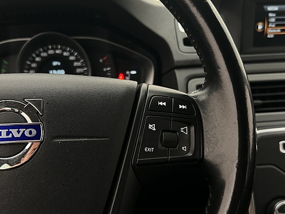 Volvo V70 20 of 26