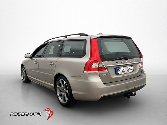 Volvo V70 4 of 26