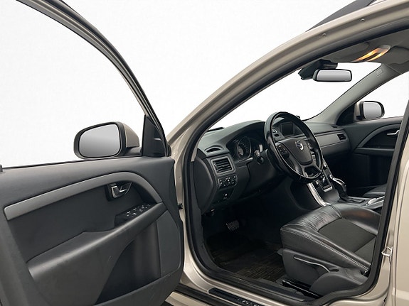 Volvo V70 13 of 26