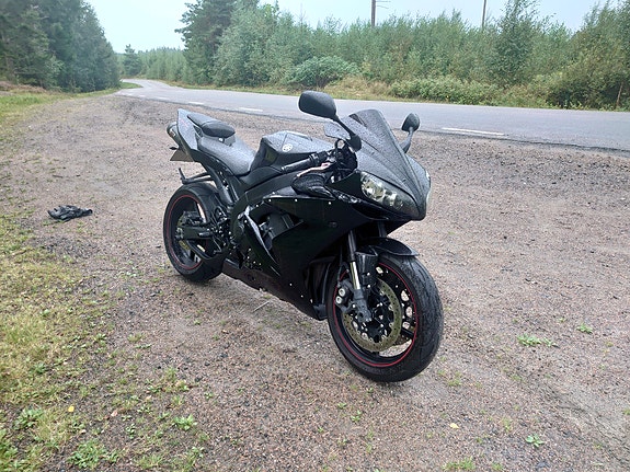 Yamaha YZF-R1 5 of 10