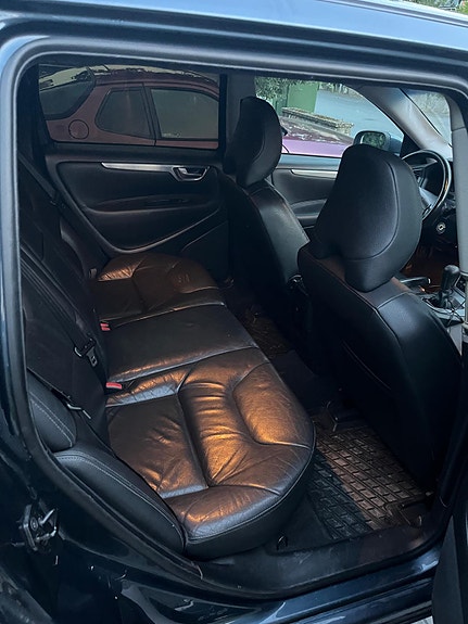 Volvo V70 6 of 6