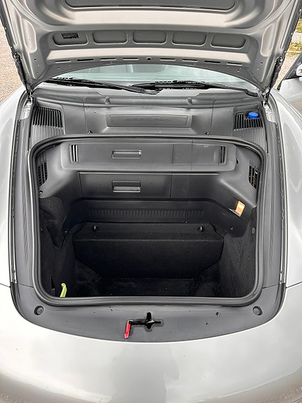 Porsche 911 Carrera S 8 of 14