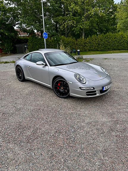 Porsche 911 Carrera S 3 of 14