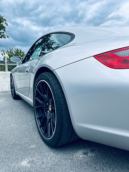 Porsche 911 Carrera S 5 of 14