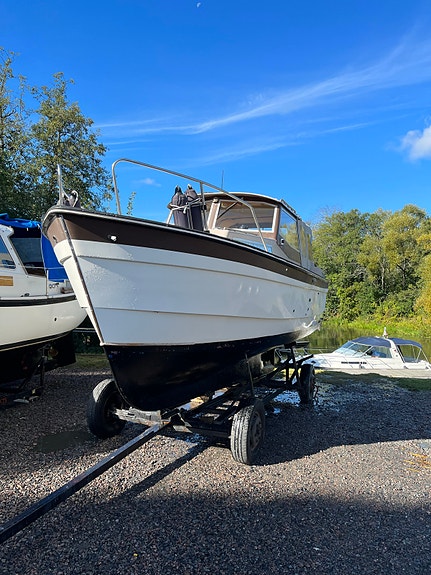 Trevlig familjebåt - Smögen 77, Motor 2005 10 of 11