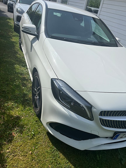 Mercedes-Benz A180 10 of 10