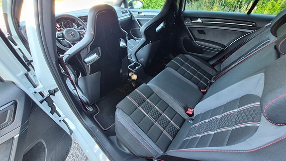 Volkswagen Golf VII 5 of 14