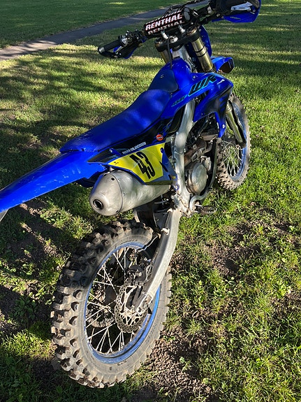 Yamaha WR 450 F 2 of 6