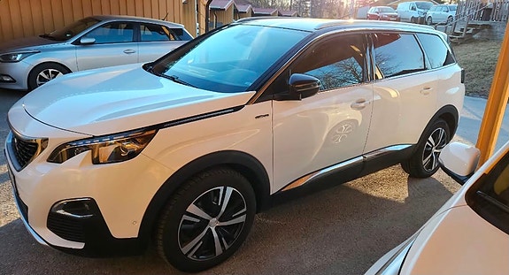 Peugeot 5008 4 of 7
