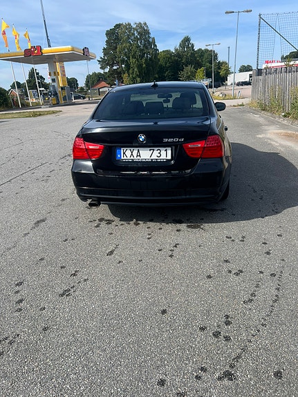 BMW 320d 5 of 9