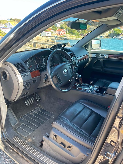Volkswagen Touareg 7 of 11
