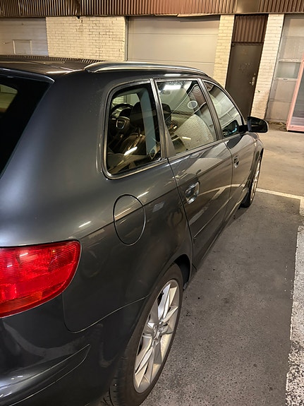 Audi A3 4 of 6