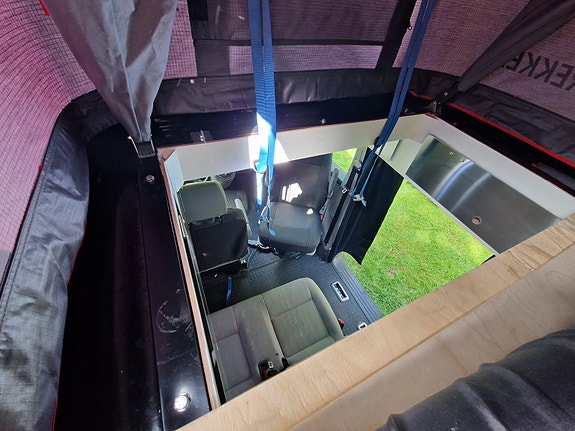 Volkswagen 4 of 12