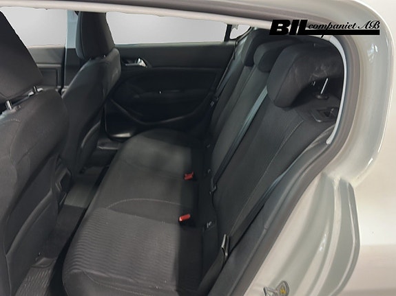 Peugeot 308 9 of 14