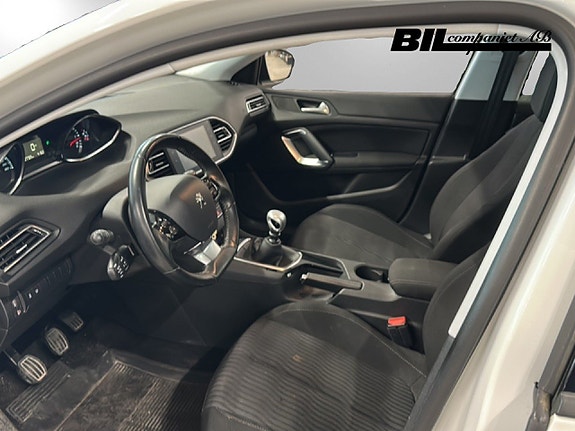 Peugeot 308 8 of 14