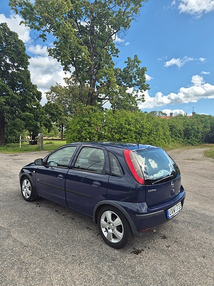 Opel Corsa 4 of 7
