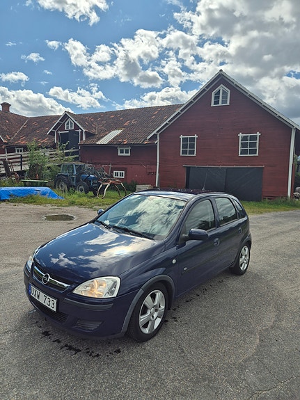 Opel Corsa 2 of 7