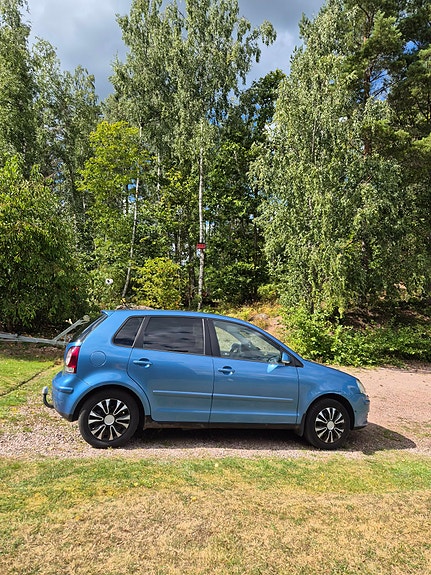 Volkswagen Polo 3 of 6