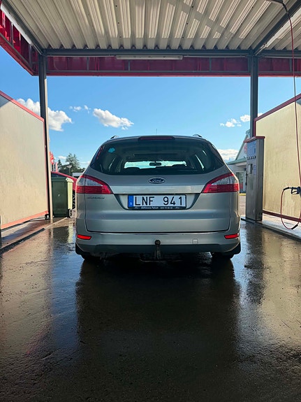 Ford Mondeo 4 of 13