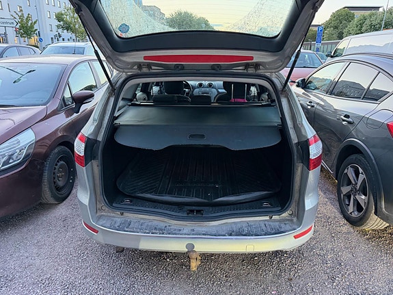 Ford Mondeo 5 of 13