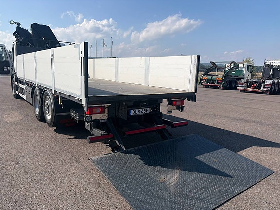 Volvo FE 350 Brädgårdsbil Hiab Kran Låg mil 10 of 12