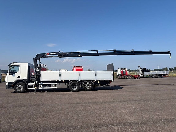 Volvo FE 350 Brädgårdsbil Hiab Kran Låg mil 8 of 12