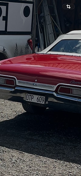 Chevrolet Impala 3 of 6