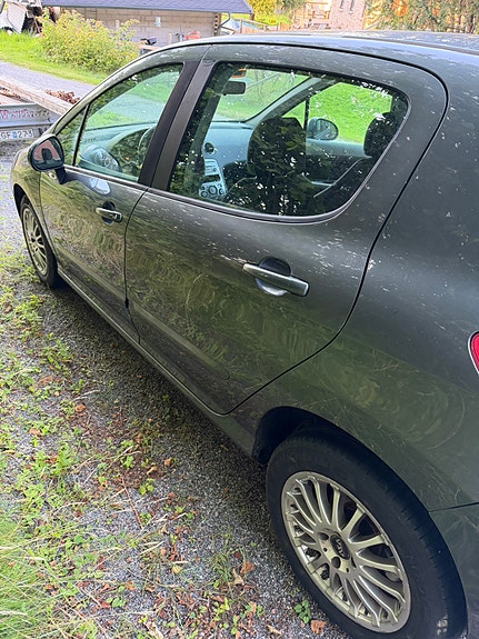 Peugeot 308 8 of 8