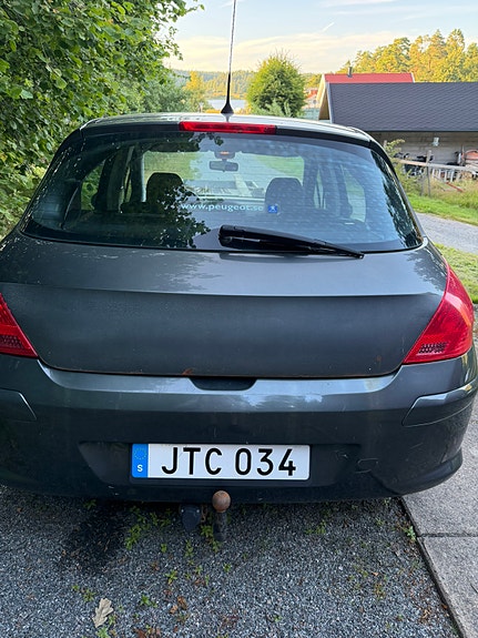 Peugeot 308 5 of 8