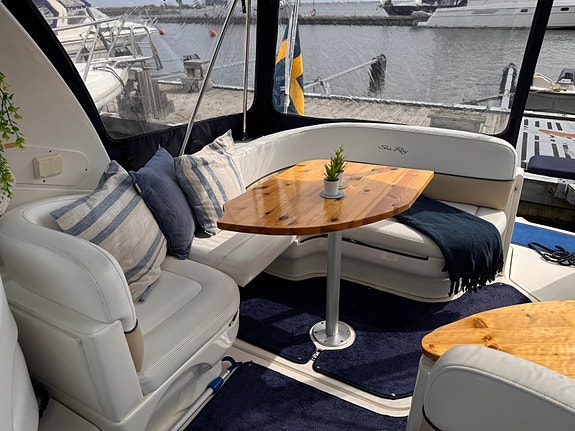 Sea Ray Sundancer 260/275 8 of 22