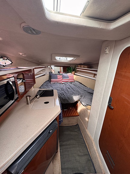 Sea Ray Sundancer 260/275 21 of 22