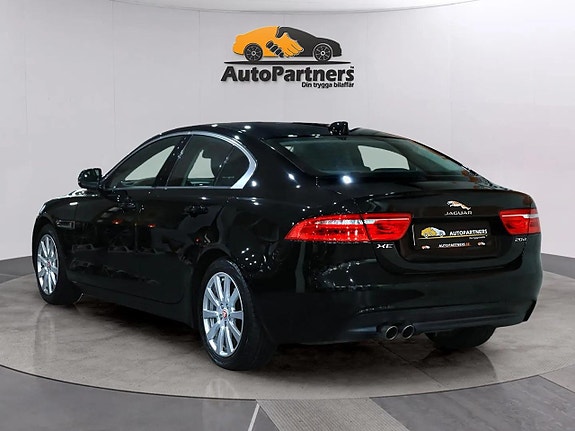 Jaguar XE 3 of 23