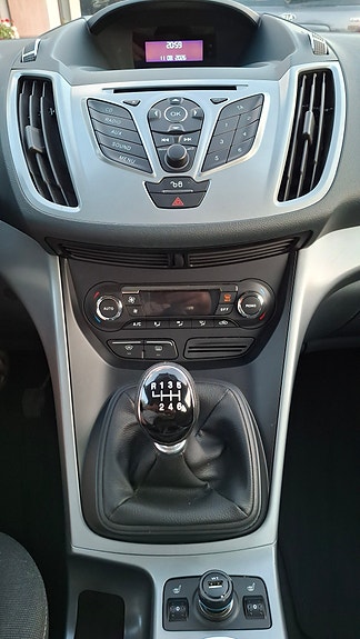 Ford C-Max 7 of 9