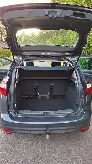 Ford C-Max 8 of 9