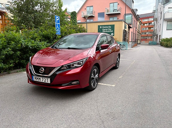Nissan Leaf 6 of 6