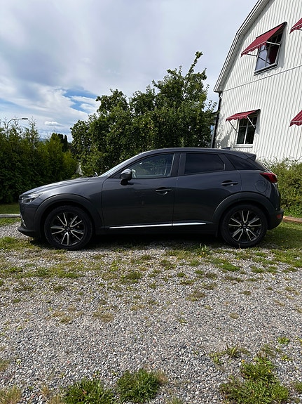 Mazda CX-3 2 of 6