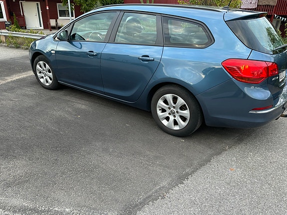 Opel Astra 3 of 4