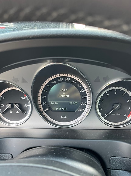 Mercedes-Benz C180 7 of 10