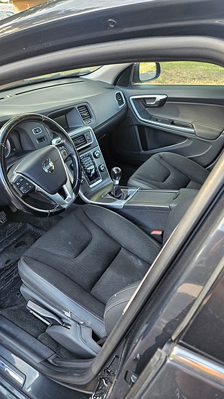 Volvo S60 6 of 7