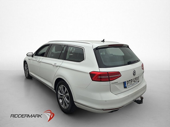 Volkswagen Passat 4 of 30