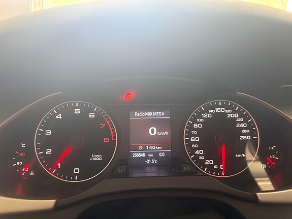 Audi A4 12 of 15